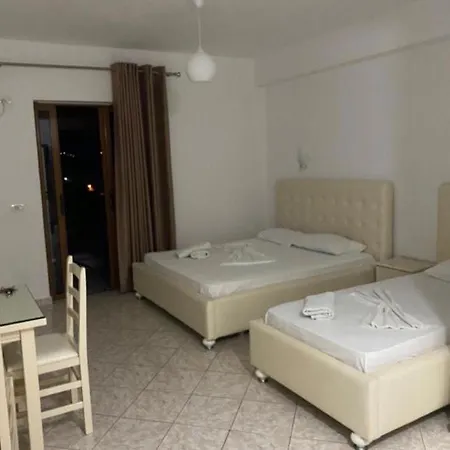 Hotel Marku 3*